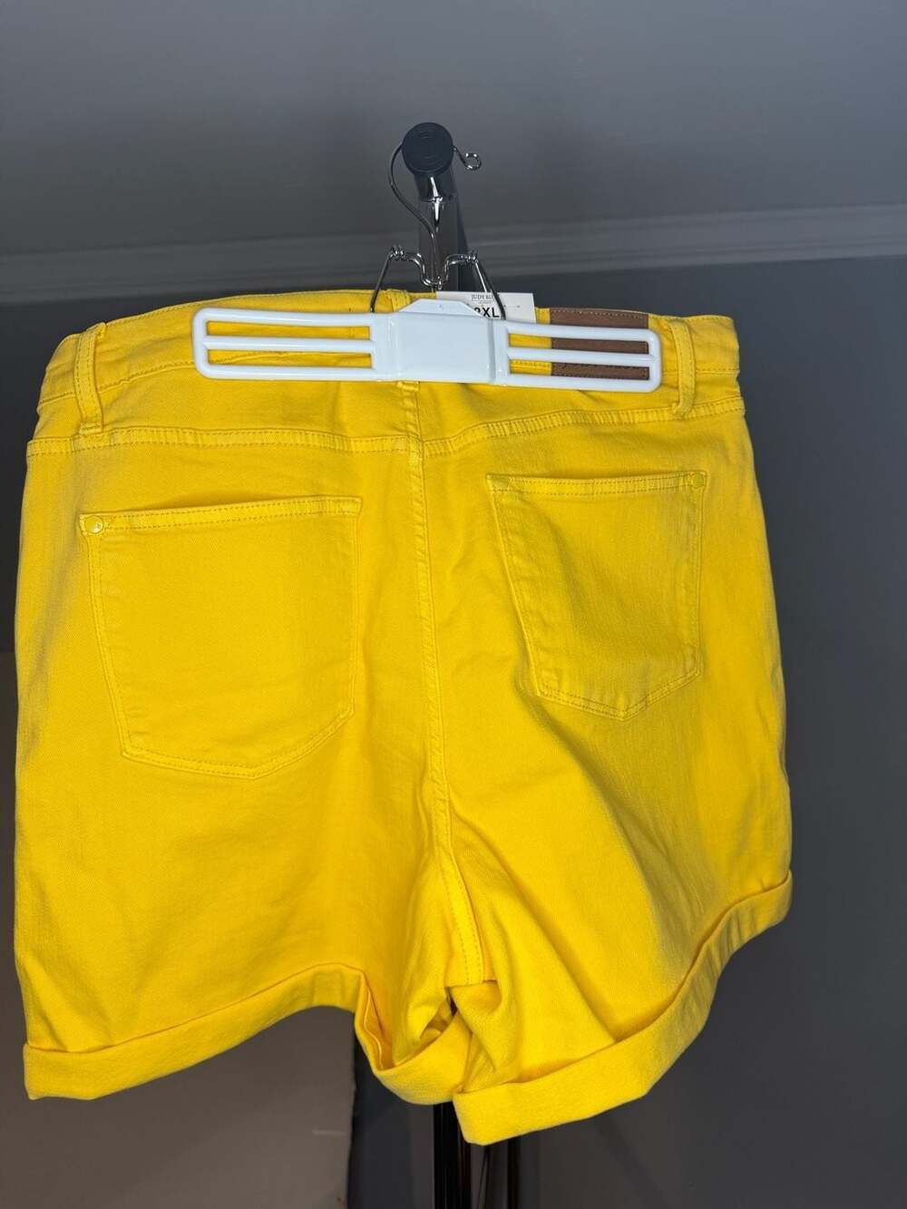 Judy Blue High Waist Tummy Control Cuffed Yellow Shorts Style JB150284 - Picture 3 of 4